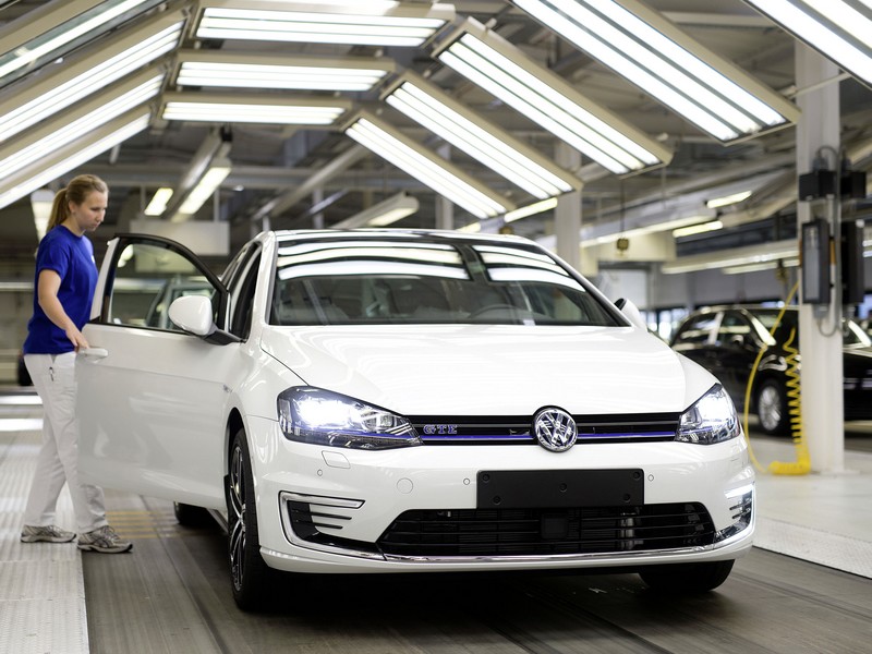 VW ve Wolfsburgu zastavuje výrobu Golfu